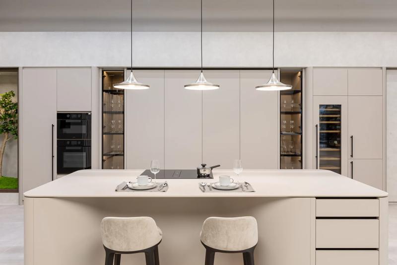 202607-135 FENIX 0748 Beige Arizona TUET 4645 Caravella Dark