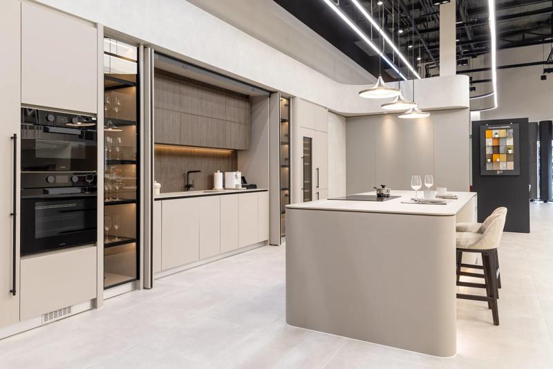 202607-132 FENIX 0748 Beige Arizona TUET 4645 Caravella Dark