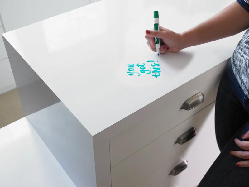 67M1 949 White Markerboard.tif